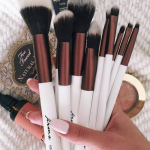 makeup brush